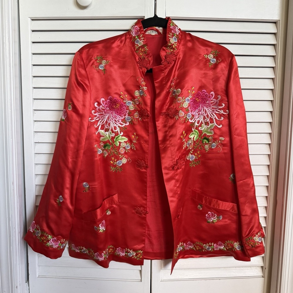Vtg Golden Bee Embroidered Chinese Tang Jacket Large Red Floral Mandarin Collar